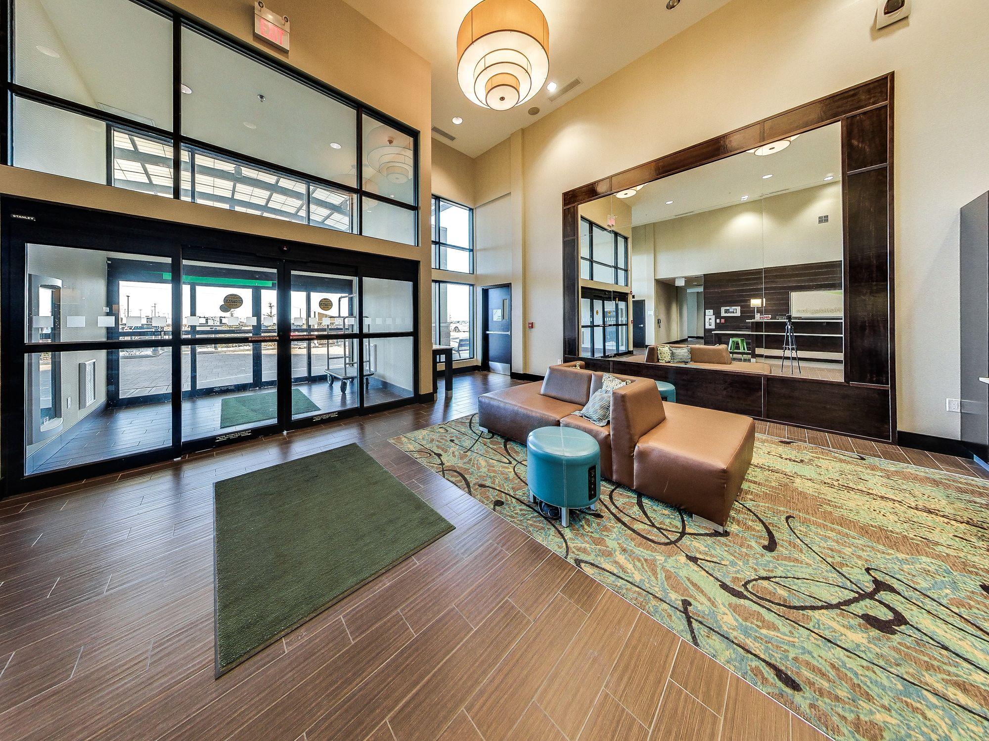 Holiday Inn Hotel & Suites Edmonton Airport Conference Centre By Ihg Nisku Zewnętrze zdjęcie