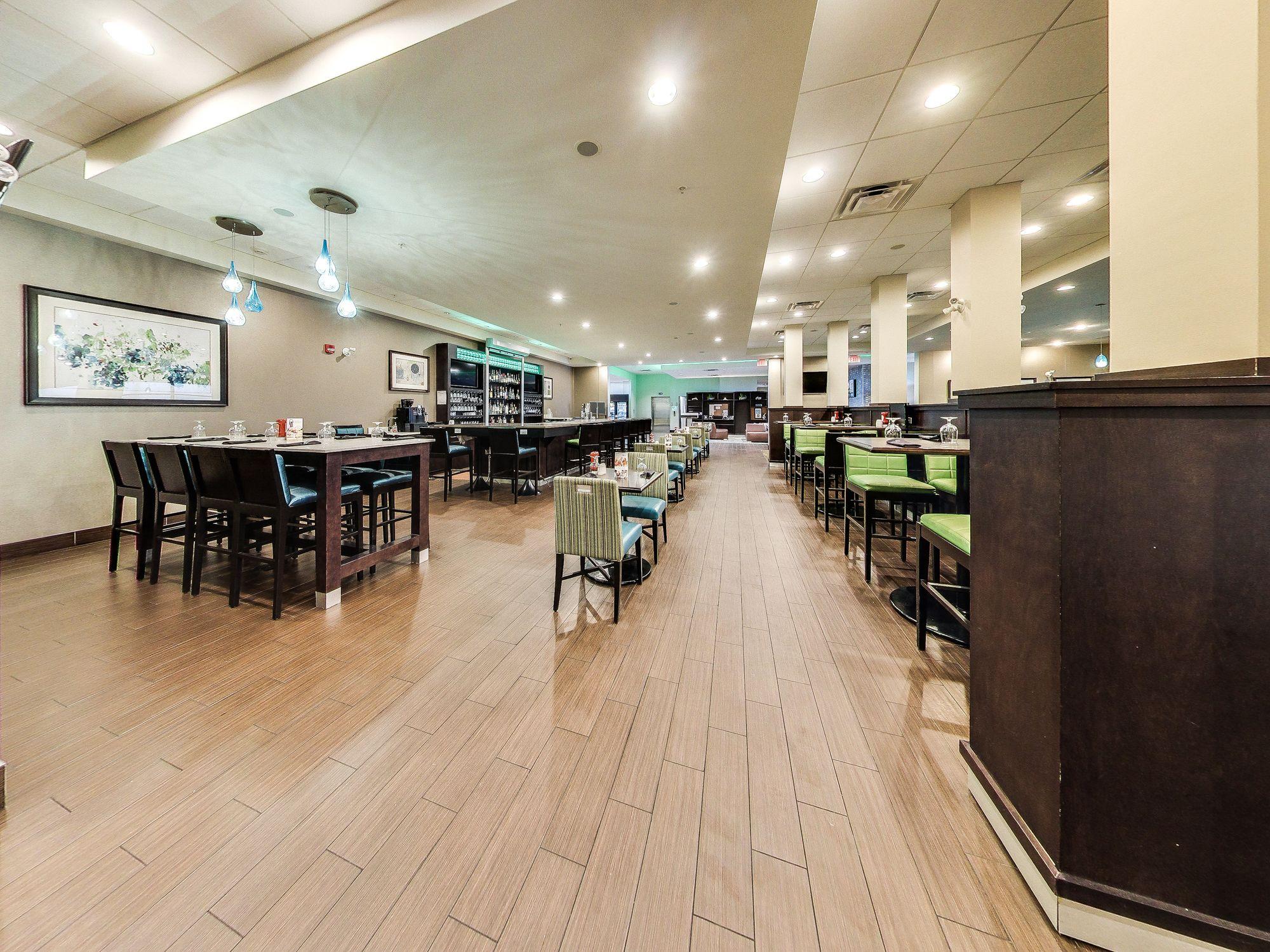 Holiday Inn Hotel & Suites Edmonton Airport Conference Centre By Ihg Nisku Zewnętrze zdjęcie